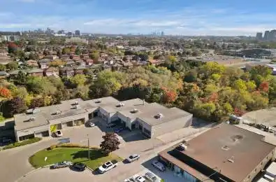 1606 Sedlescomb Drive Unit# 12 Mississauga Ontario L4X 1M6
