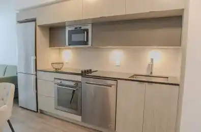 585 Bloor Street Unit# 519 Toronto C08 Ontario M4W 0B3