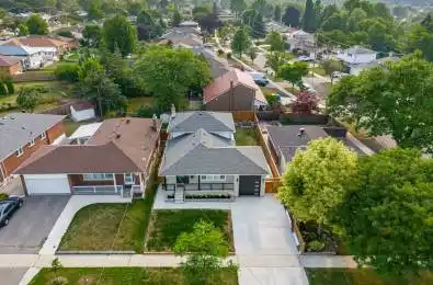 29 Norfield Crescent Toronto W10 Ontario M9W 1X5