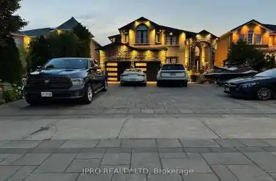 923 Bristol Road Mississauga Ontario L5V 2N9