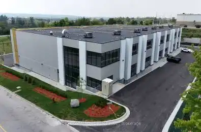 32 Don Hillock Drive Unit# 3 Aurora Ontario L4G 0H6