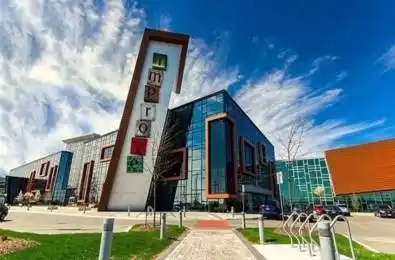 7250 Keele Street Unit# 122 Vaughan Ontario L4K 1Z8