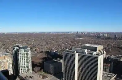 110 Charles Street Unit# 4208 Toronto C08 Ontario M4Y 1T5