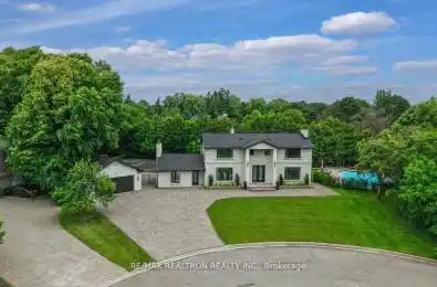 3 Rosea Court Markham Ontario L3T 2V3