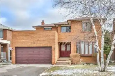 173 Faywood Boulevard Toronto C06 Ontario M3H 2Y1