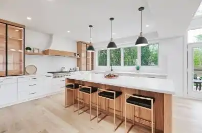 214 Shaver Avenue Toronto W08 Ontario M9B 4P3