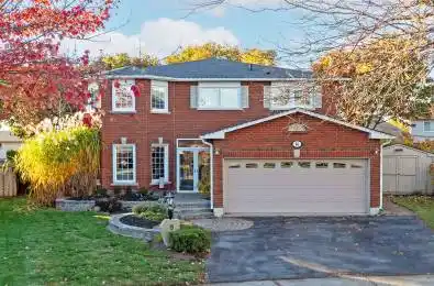 8 Aldcroft Crescent Clarington Ontario L1C 4P1