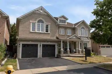 19 Ballgrove Crescent Ajax Ontario L1T 4Z3