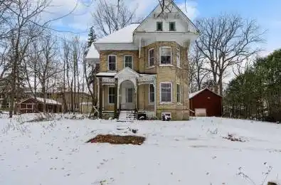 101 Centre Street Huron East Ontario N0K 1W0