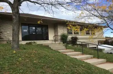 15 Lake Street Unit# Unit # A Grimsby Ontario L3M 2G4