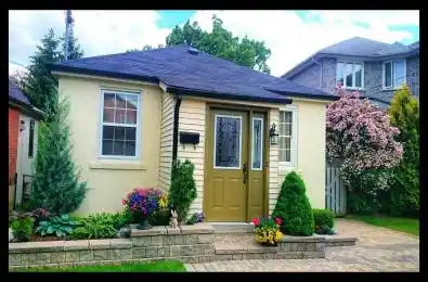 39 Ellerby Square Vaughan Ontario L4L 1N2