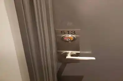 11611 Yonge Street Unit# 513 Richmond Hill Ontario L4E 3N8