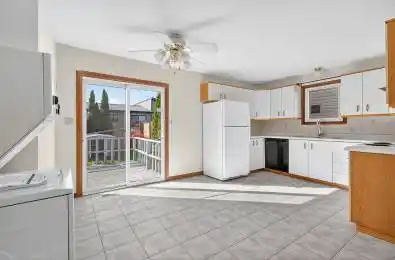 194 Merritt Avenue Chatham-Kent Ontario N7M 5Y4