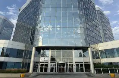 105 Gordon Baker Road Unit# 329 Toronto C15 Ontario M2H 3P8