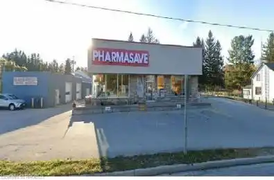 1010 9TH Avenue Georgian Bluffs Ontario N4K 2G0