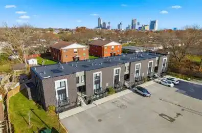 6065 McLeod Road Unit# 103 Niagara Falls Ontario L2G 0Z7