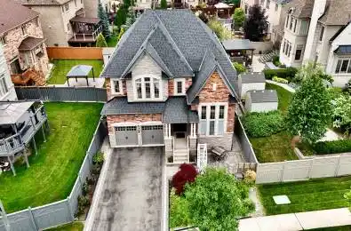 39 Dalmeny Drive Brampton Ontario L6X 2Y4