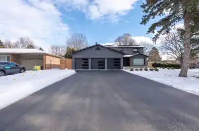 1 Rosegarden Crescent Richmond Hill Ontario L4E 2P1