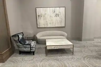 30 Elm Drive Unit# 2210 Mississauga Ontario L5B 0N6