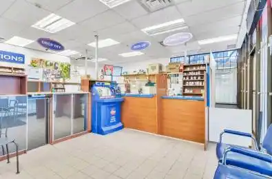 3155 Eglinton Avenue Unit# 5 Toronto E08 Ontario M1J 2G2