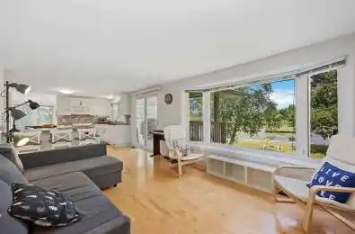 568 MALLARD Circle Selwyn Ontario K0L 1T0