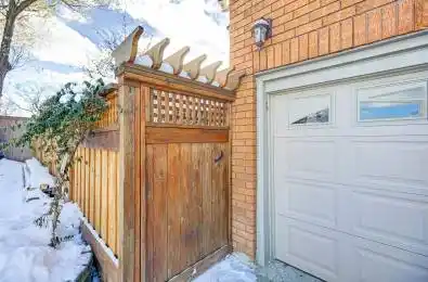 2 Grittani Lane Toronto E07 Ontario M1S 5B7