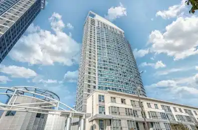 38 Lee Centre Drive Unit# PH303 Toronto E09 Ontario M1H 3J7