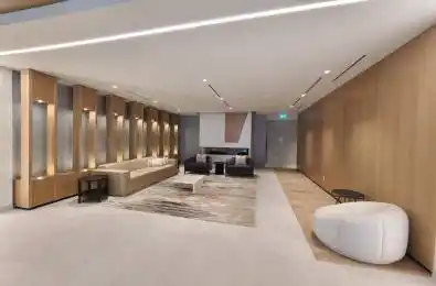 5 Defries Street Unit# 825 Toronto C08 Ontario M5A 0W7