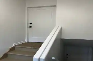 35 Karen Crescent Hamilton Ontario L9C 5M5