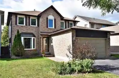 51 Falan Heights Crescent Aurora Ontario L4G 5B8
