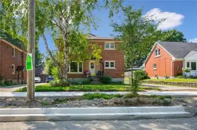 115 Marlborough Avenue Unit# 3 Kitchener Ontario N2M 1H7