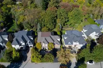 562 Gladwyne Court Mississauga Ontario L5H 4L4