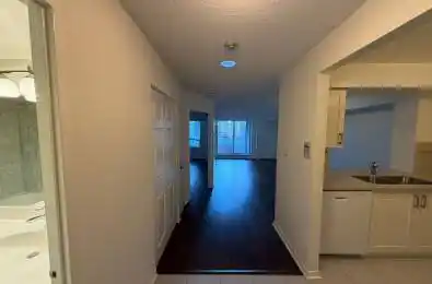 18 Hillcrest Avenue Unit# 406 Toronto C14 Ontario M2N 6T5