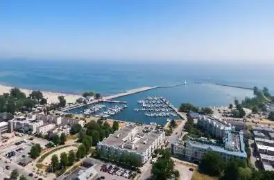 148 Third Street Unit# 222 Cobourg Ontario K9A 5X2