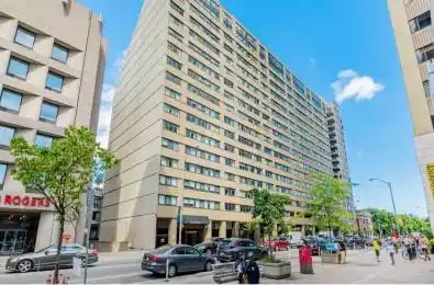 360 Bloor Street Unit# 411 Toronto C09 Ontario M4W 3M3