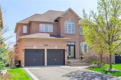 2184 Parkmount Boulevard Oakville Ontario L6H 6T4