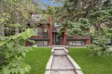 18 Thirty Third Street Unit# 4 Toronto W06 Ontario M8W 3G9