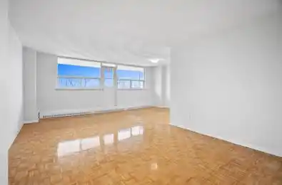 105 Rowena Drive Unit# 704 Toronto C13 Ontario M3A 1R2