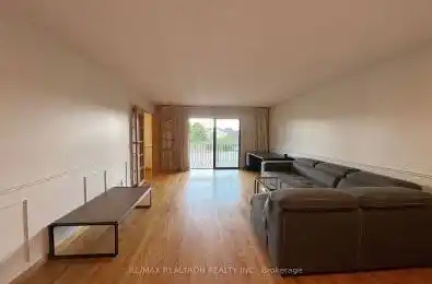 928 Knollwood Court Mississauga Ontario L5C 3L9