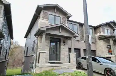 10 BIRMINGHAM Drive Unit# 49 Cambridge Ontario N1R 0C6