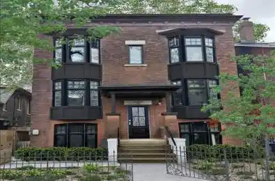 216 Seaton Street Unit# Primary Bedroom Toronto C08 Ontario M5A 2T4