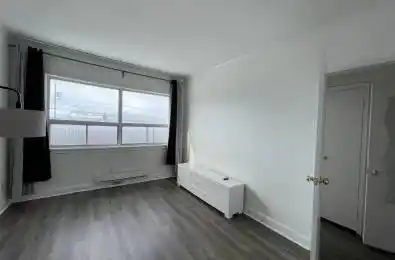 289 The Queensway Avenue Georgina Ontario L4P 2B4