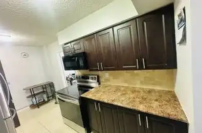 1210 Radom Street Unit# 702 Pickering Ontario L1W 2Z3