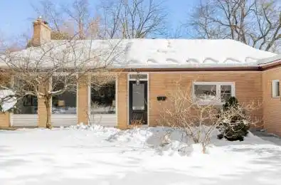 37 Farmcote Road Toronto C13 Ontario M3B 2Z6