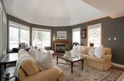 30 Deerfoot Trail Huntsville Ontario P1H 0A6