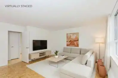 6200 Bathurst Street Unit# 1004 Toronto C07 Ontario M2R 2A3