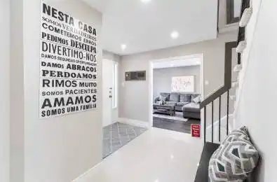 17 Mikado Crescent Unit# Upper Level Brampton Ontario L6S 3R3