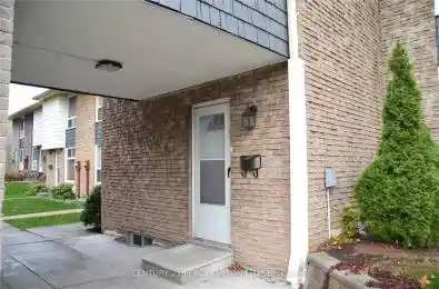 26 Lady Fern Way Toronto C15 Ontario M2J 4M5