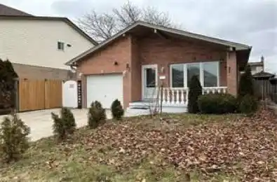 5 Twinoaks Crescent Hamilton Ontario L8J 2E6