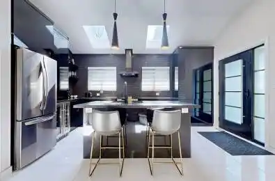 640 Lansdowne Drive Unit# MAIN Oshawa Ontario L1G 1W4